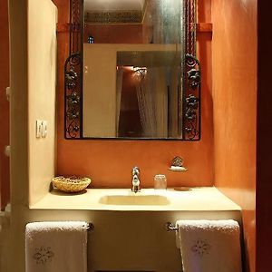 Camera standard con letto king size